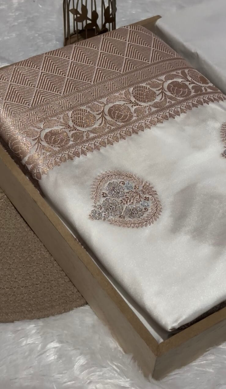 White Banarasi Mashru Silk Saree